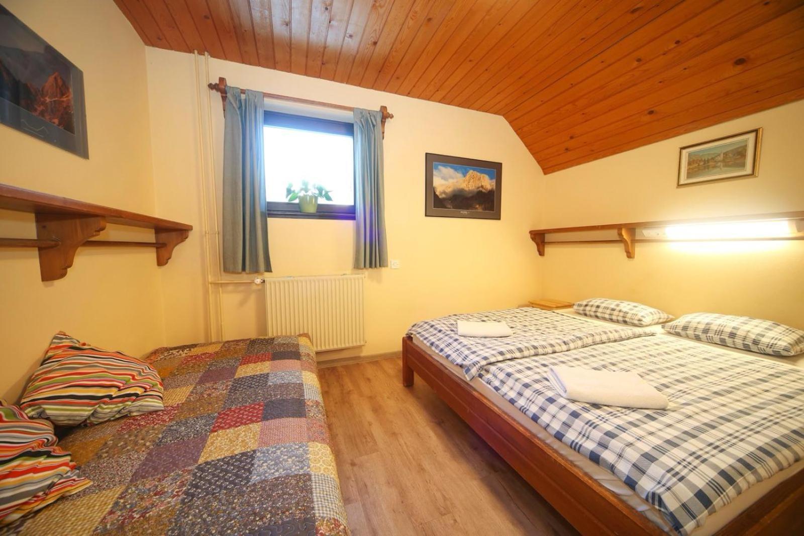 Hotel Planinska Koca Na Gozdu Kranjska Gora Esterno foto