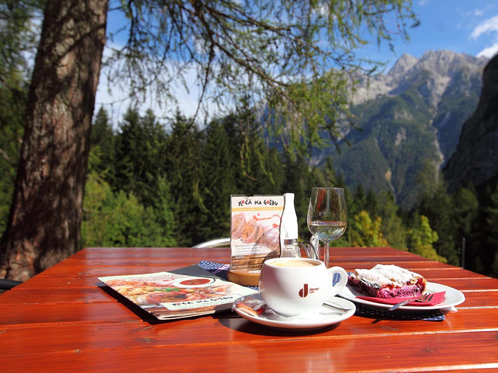 Hotel Planinska Koca Na Gozdu Kranjska Gora Esterno foto