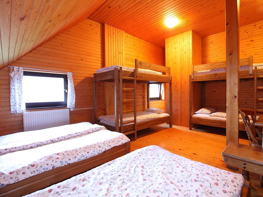 Hotel Planinska Koca Na Gozdu Kranjska Gora Esterno foto